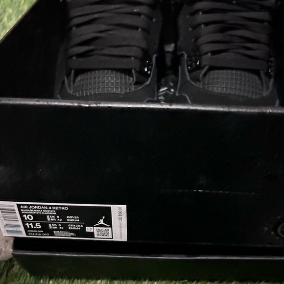 Air Jordan 4 Black Cat main image 4